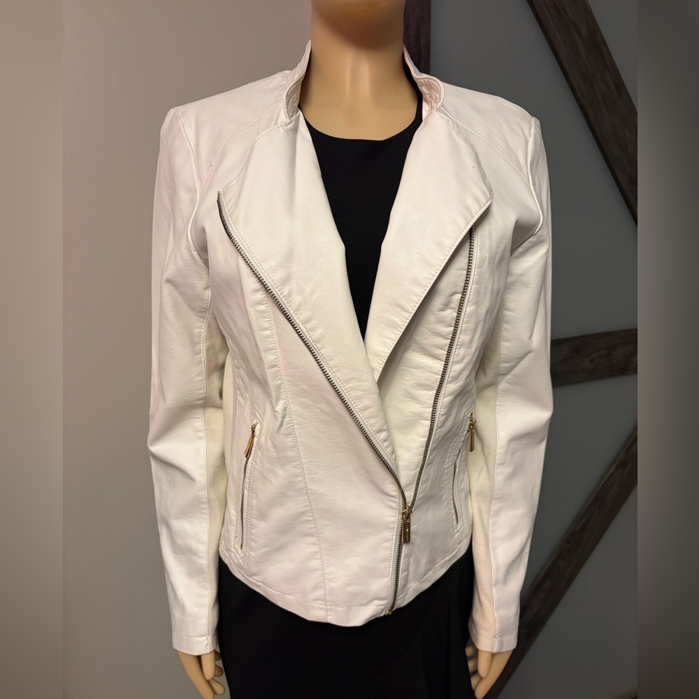 Calvin Klein Women's White faux Leather Jacket M stretch #31